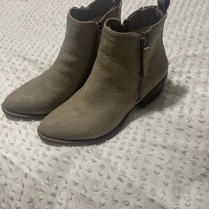 Elegant Taupe Ankle Boots